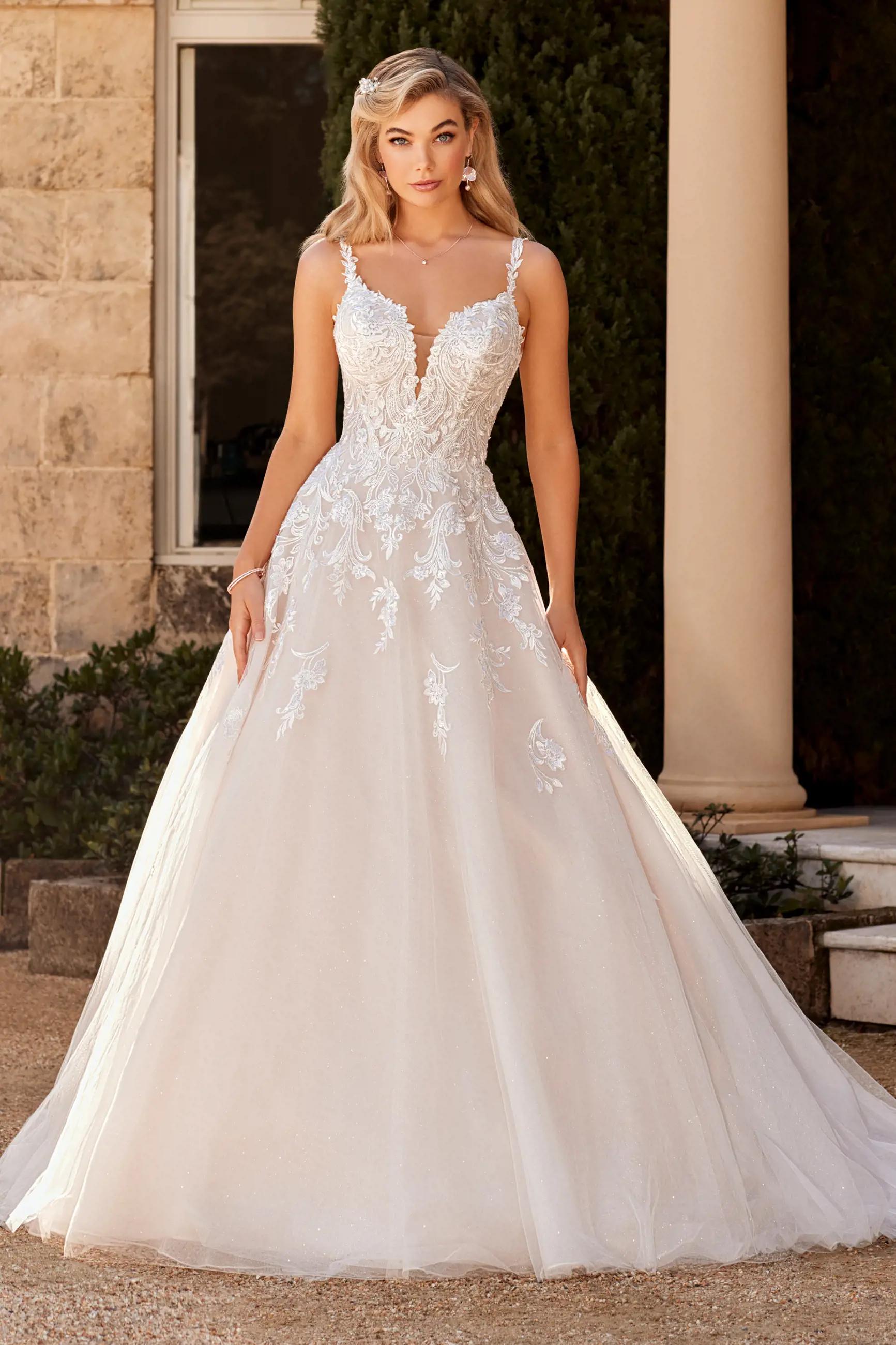Fairytale Wedding Dress with V-Neckline Arlo $1 autoplay loop mute thumbnail