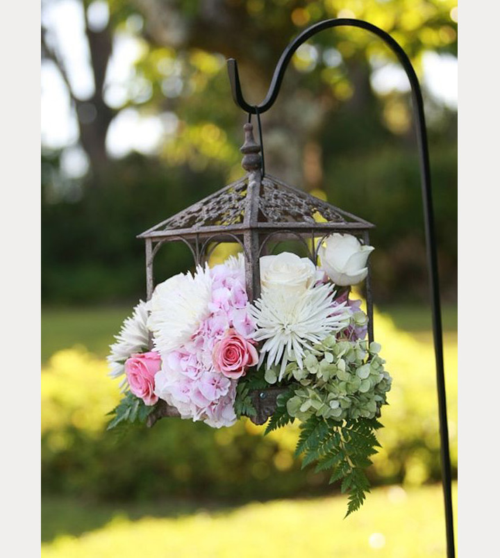 30 Gorgeous Ideas For Decorating With Lanterns At Weddings ~ we ❤ this! moncheribridals.com