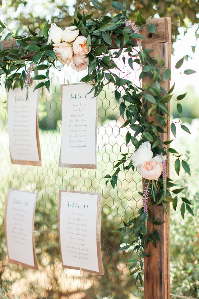 17 Unique Seating Chart Ideas for Weddings ~ we ♥ this! moncheribridals.com