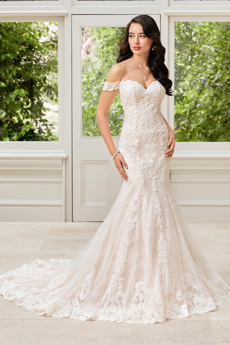 Classic Romantic Layered Lace Wedding Dress Kacey #$6 picture
