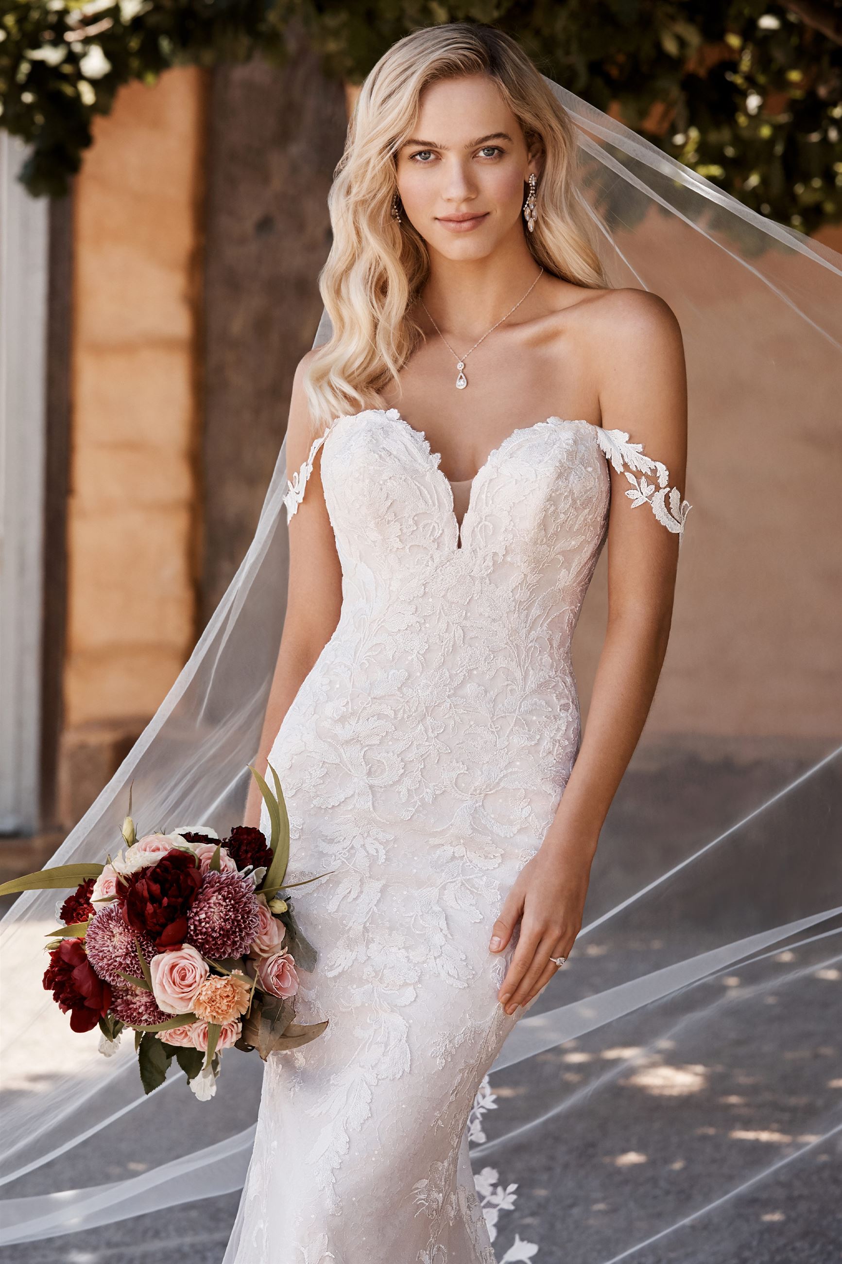 rustic mermaid wedding dress