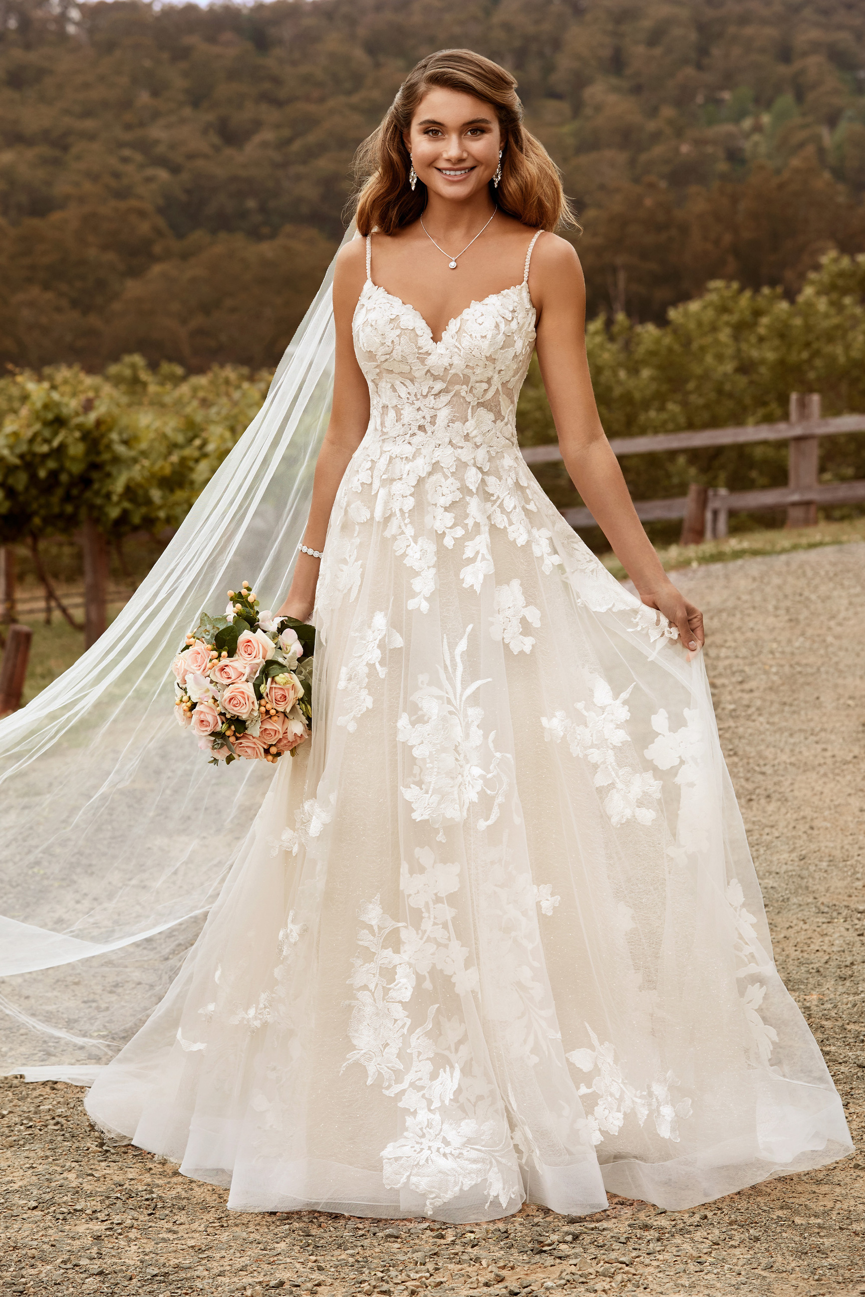 beautiful wedding dresses with straps