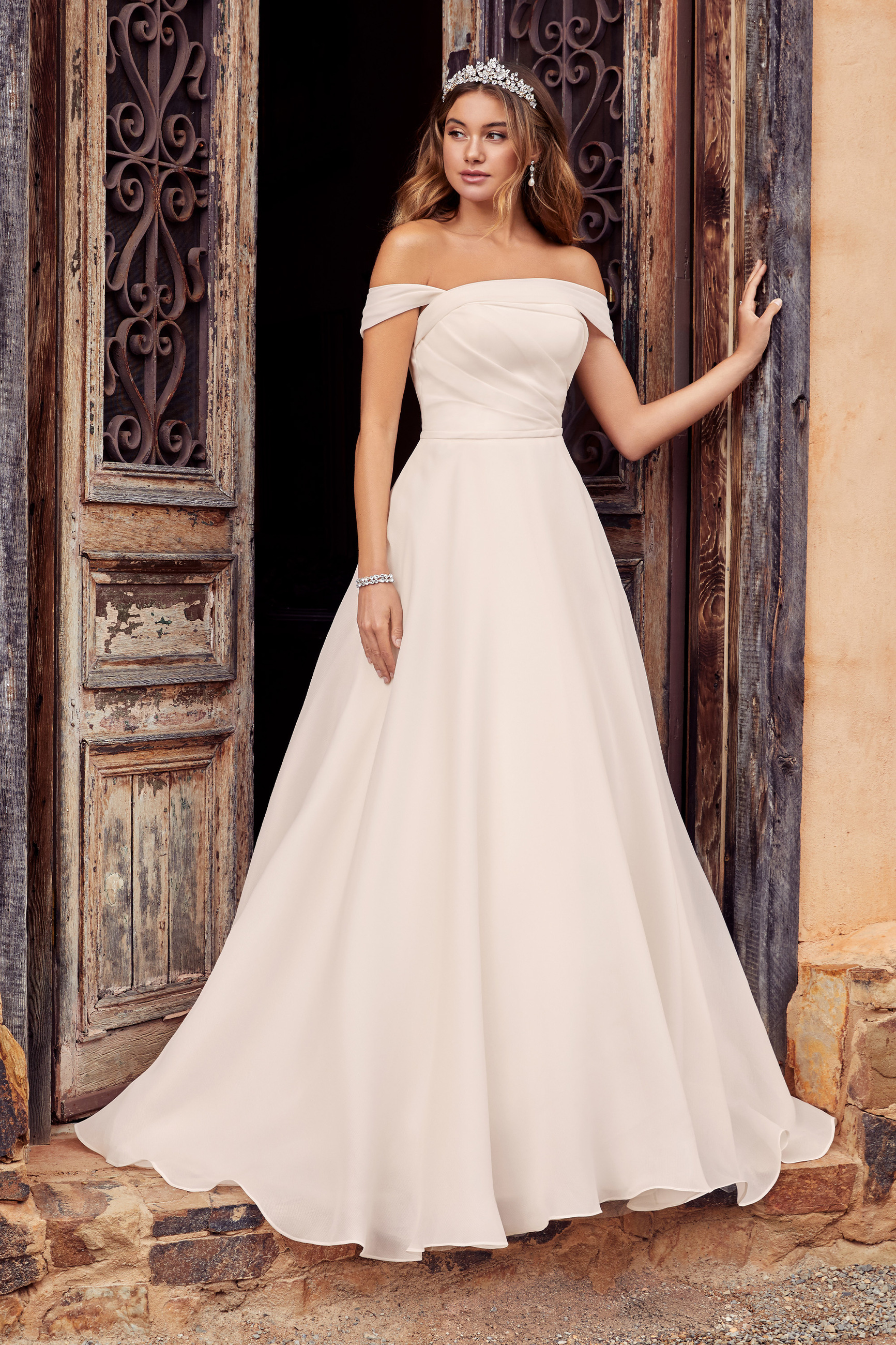 sophia tolli aurora