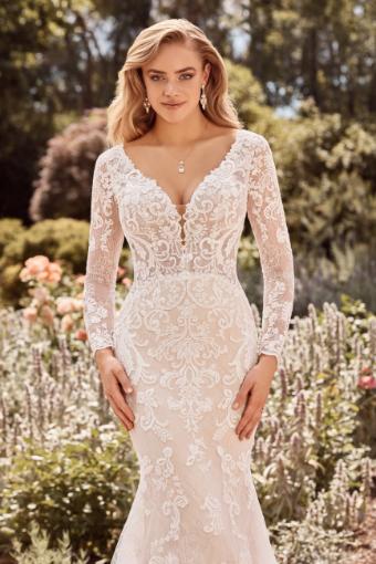Lace Long Sleeve V-Neck Wedding Dress Julianna $3 thumbnail