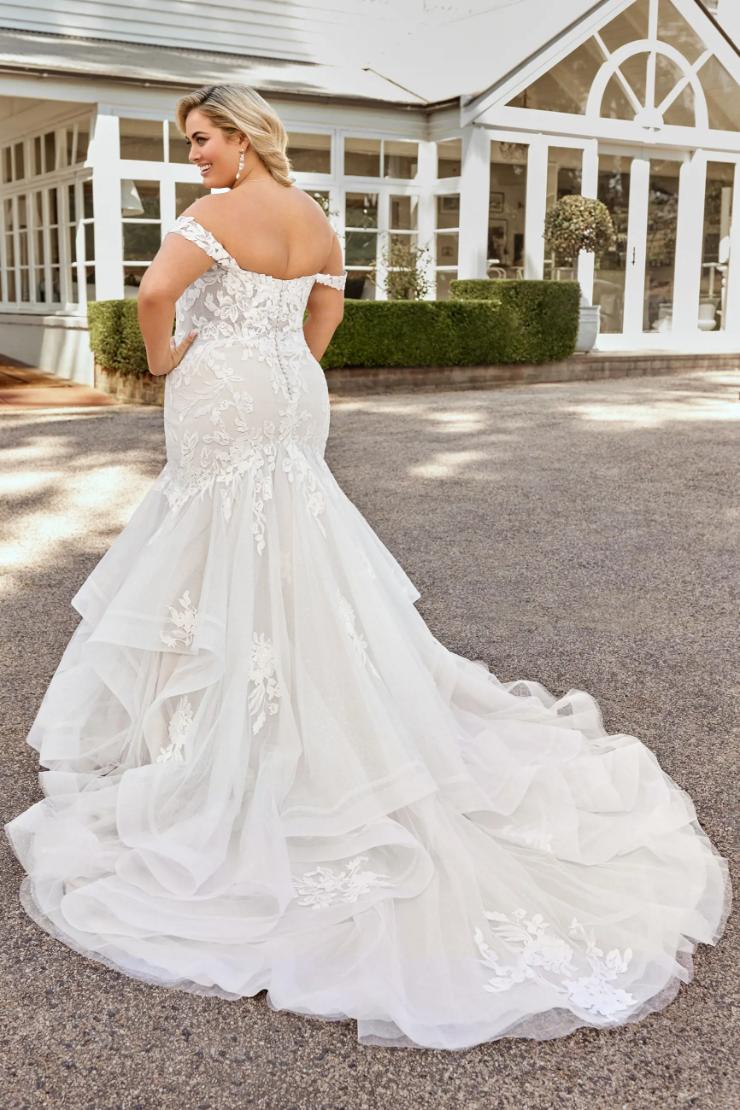 Plus Size Wedding Dresses - The Bridal Manor